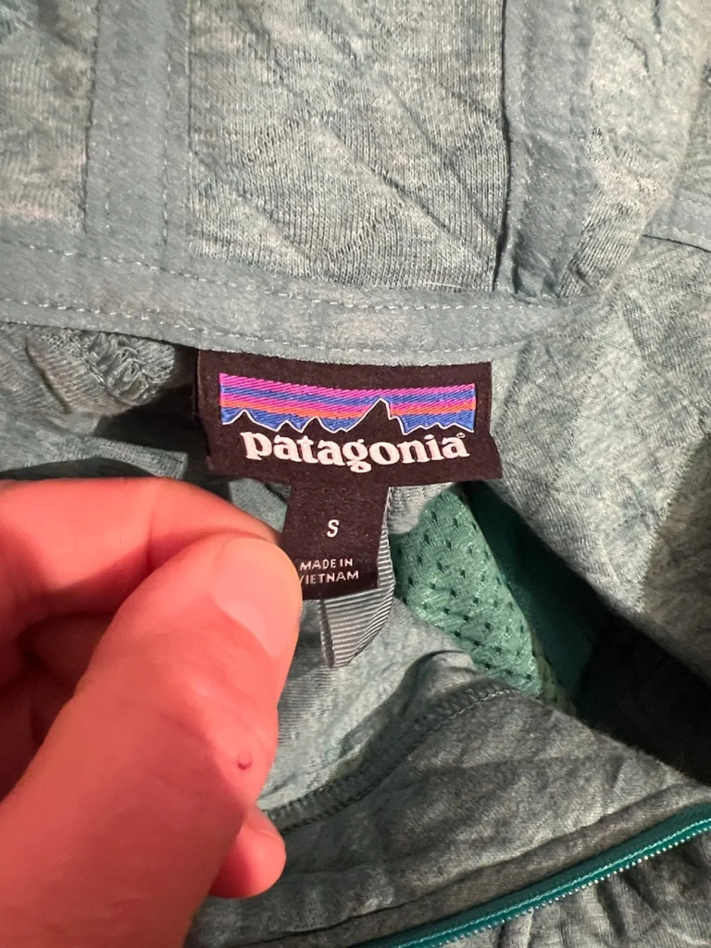 Patagonia Organic Cotton Quilted Hoody Jacket in Beryl Green, Women’s size Small - Picture 9 of 15